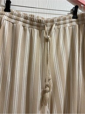 Belle Beach by Kim Gravel cropped Pants LT